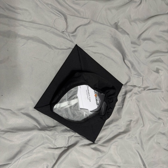 Graduation caps - Picture 2 of 4